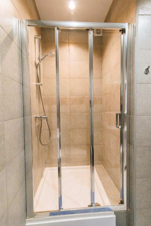 Royal Tower Luxurious Smart Residence Kijev Kültér fotó